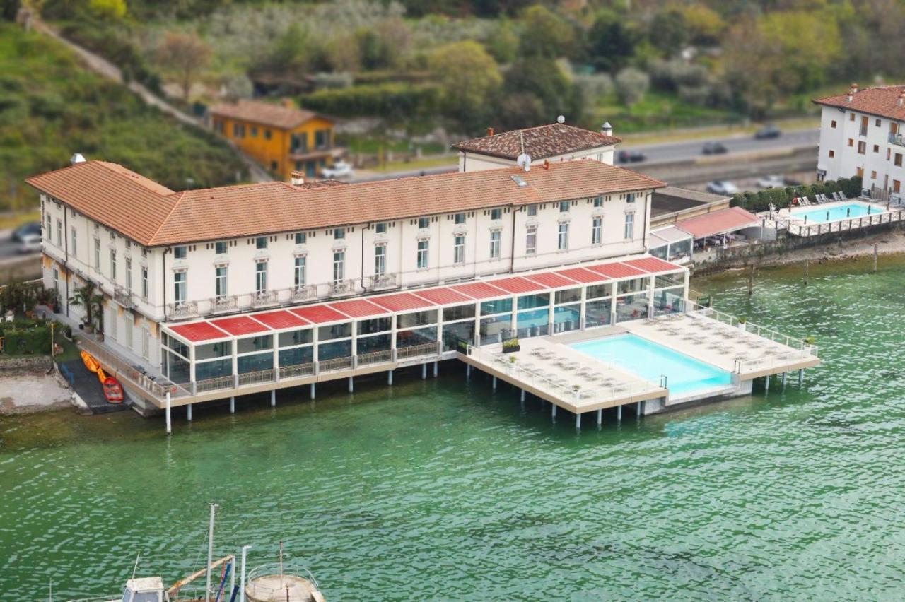 Araba Fenice Hotel Ιζέο Εξωτερικό φωτογραφία