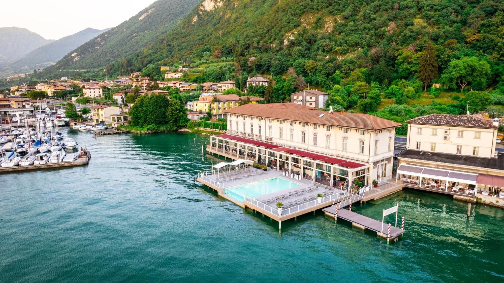Araba Fenice Hotel Ιζέο Εξωτερικό φωτογραφία